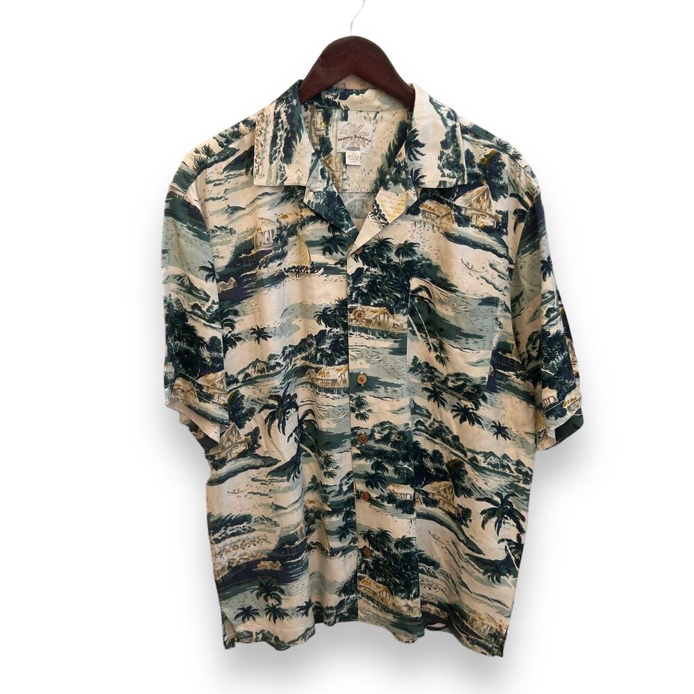 Tommy Bahama 100% Button Down Shirt Size Medium